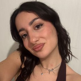 Alessia, Babysitter a Santena