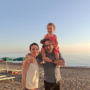 Lara, Famiglia a Mirano