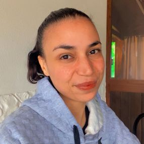 Miriam, Babysitter a Frosinone