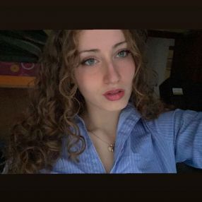 Angelica, Babysitter a Provincia di Pavia