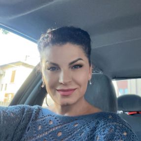 Lira, Babysitter in Annone di Brianza