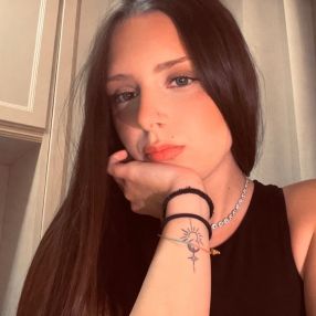 Vittoria, Babysitter in Tromello