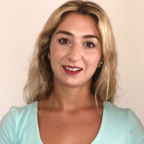 Laura, Babysitter a Acqui Terme