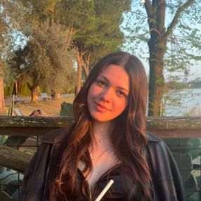 Isabella, Babysitter a Garda