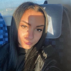 Asia, Babysitter a Canicattì