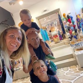 Elisa, Famiglia a Udine