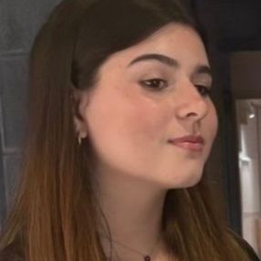 Alice, Babysitter a Sospiro