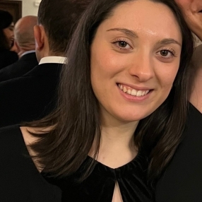 Martina, Babysitter a Petrignano