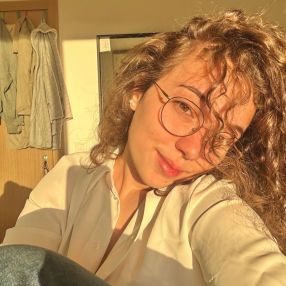 Valentina, Babysitter a Libero consorzio comunale di Enna