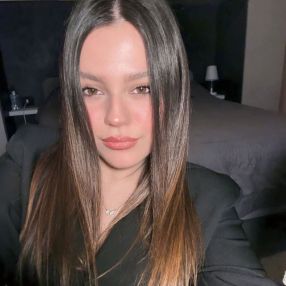 Laura, Babysitter a Montevarchi