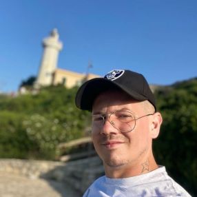 Florin Otizo, Famiglia a Chieti