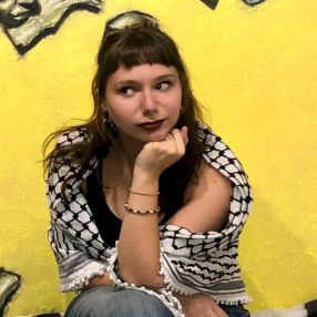 Sara, Babysitter a Recco