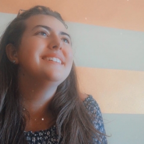 Vittoria, Babysitter a Bene Vagienna