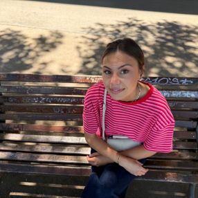 Linda, Babysitter a San Rocco A Pilli