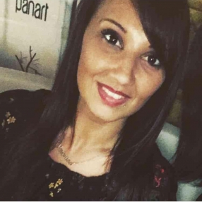 Veronica, Babysitter a Città Metropolitana di Napoli
