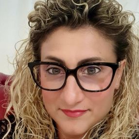 Carmela, Babysitter a Mottola