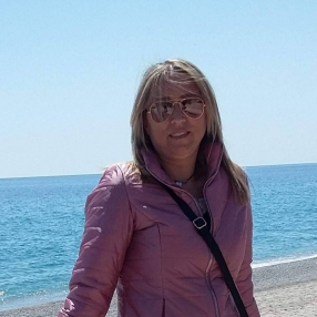Simona, Babysitter in Siderno