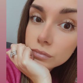 Jasmine, Babysitter a Milazzo