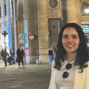Aurora, Babysitter a Morlupo