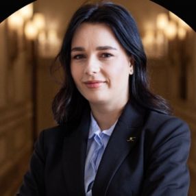 Alina, Babysitter in Istrana