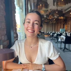 Clara, Babysitter a Cura Carpignano