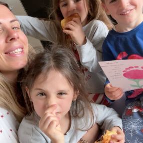 Marianna, Famiglia a Salerno