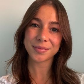 Melissa, Babysitter a Stra
