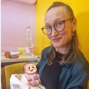 Levko, Babysitter a Cardano Al Campo