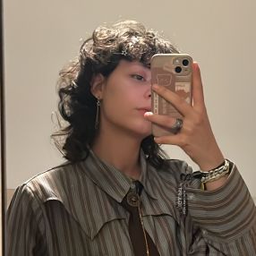 Nikita, Babysitter in Boves