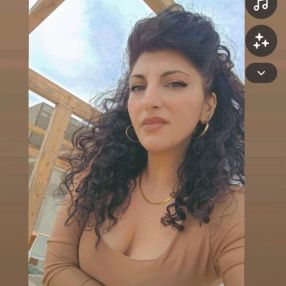 Emanuela, Babysitter a Arzano