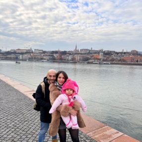 Laura, Famiglia a Paternò