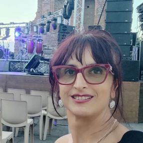 Anna, Babysitter a Lascari