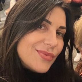 Michela, Babysitter a Lanuvio