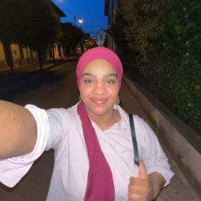 Hafsa, Babysitter a Pozzolengo