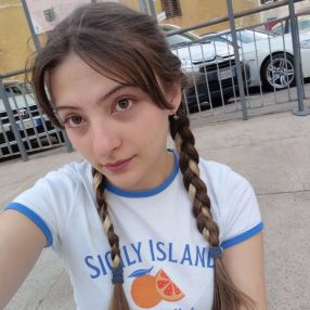 Sofia, Babysitter a Predazzo