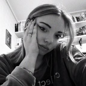 Claudia, Babysitter in Valderice