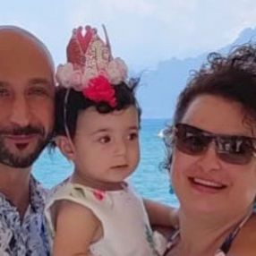 Mariangela, Family in Baronissi