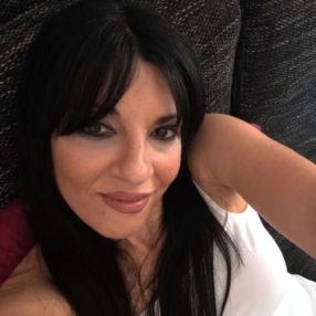 Agata, Babysitter a Paternò