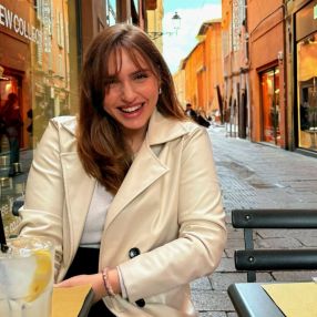 Irene, Babysitter in Taurisano