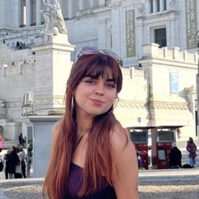 Chiara , Babysitter a San Giovanni Valdarno