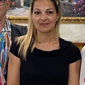 Samanta, Babysitter a Urago D'oglio