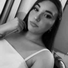 Anita, Babysitter in Porto Empedocle