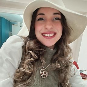 Tea, Babysitter a Cerignola