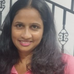 Niwarthana diyani perere, Babysitter a Abbiategrasso