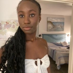 Ibukun, Babysitter a Resuttano