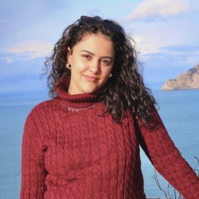 Arig, Babysitter a Correggio