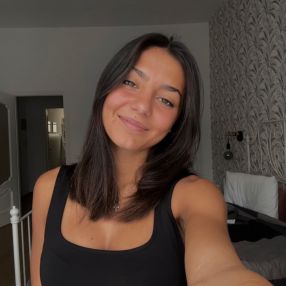 Sofia, Babysitter in Albiolo