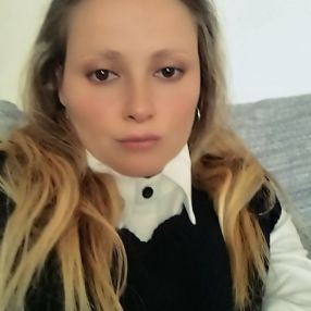 Alessia, Babysitter a Treviglio