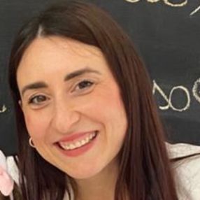 Mariagiovanna, Babysitter a Portico di Caserta