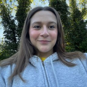 Chiara, Babysitter a Aviano